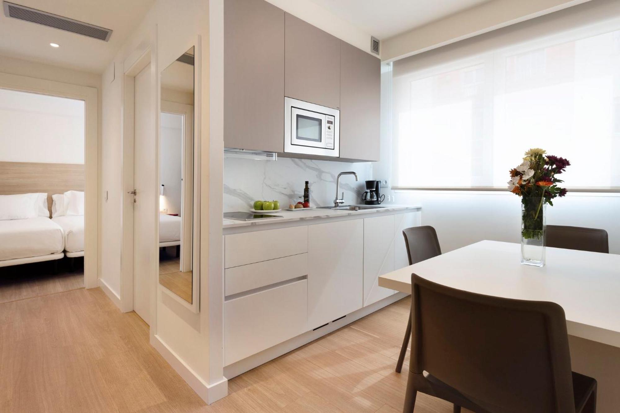 Sercotel Logrono Suites Экстерьер фото